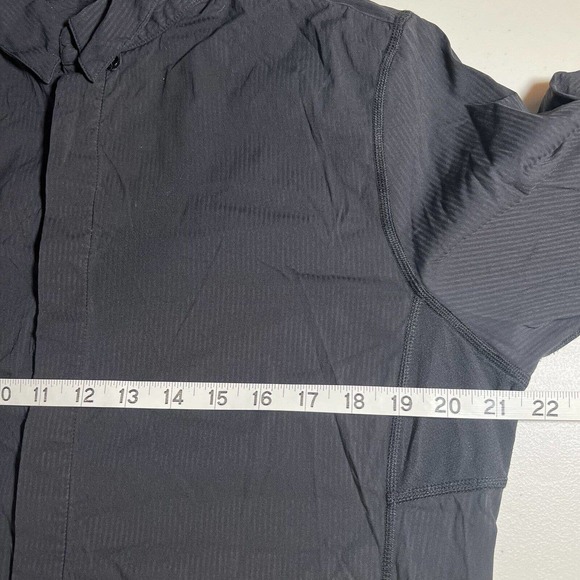 Lululemon Mission Long Sleeve Button Down Shirt First Release Black Men's Medium - Picture 3 of 5